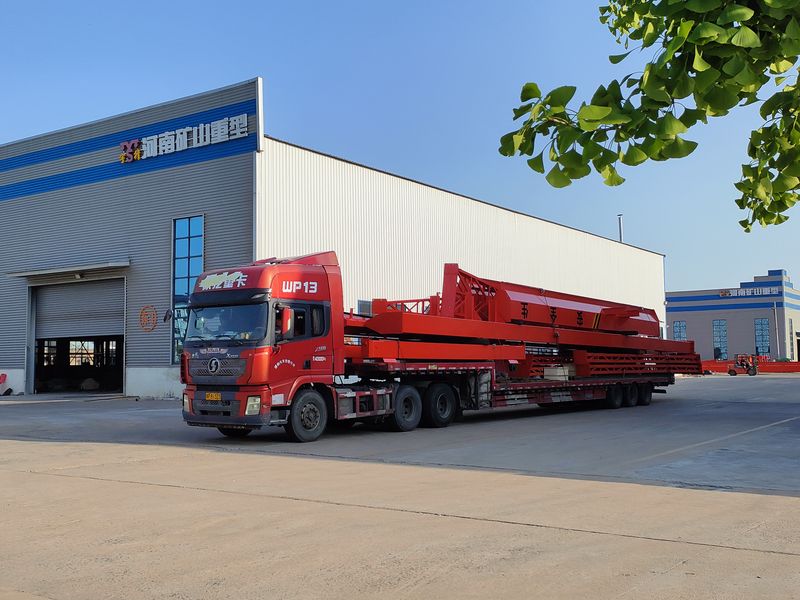電動葫蘆門式起重機(jī) 2臺 MHxh10t—25m 外懸5/5m MHxh5t—23m 外懸4.5/4.5m 制作完成，發(fā)往青海交付客戶使用